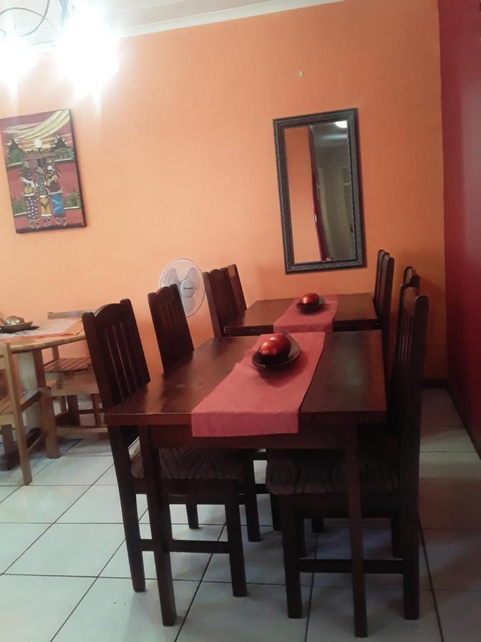 منزيني Vuya Nathi Bed And Breakfast المظهر الخارجي الصورة