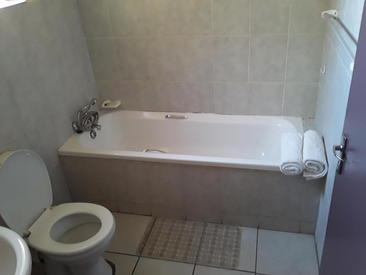 منزيني Vuya Nathi Bed And Breakfast المظهر الخارجي الصورة